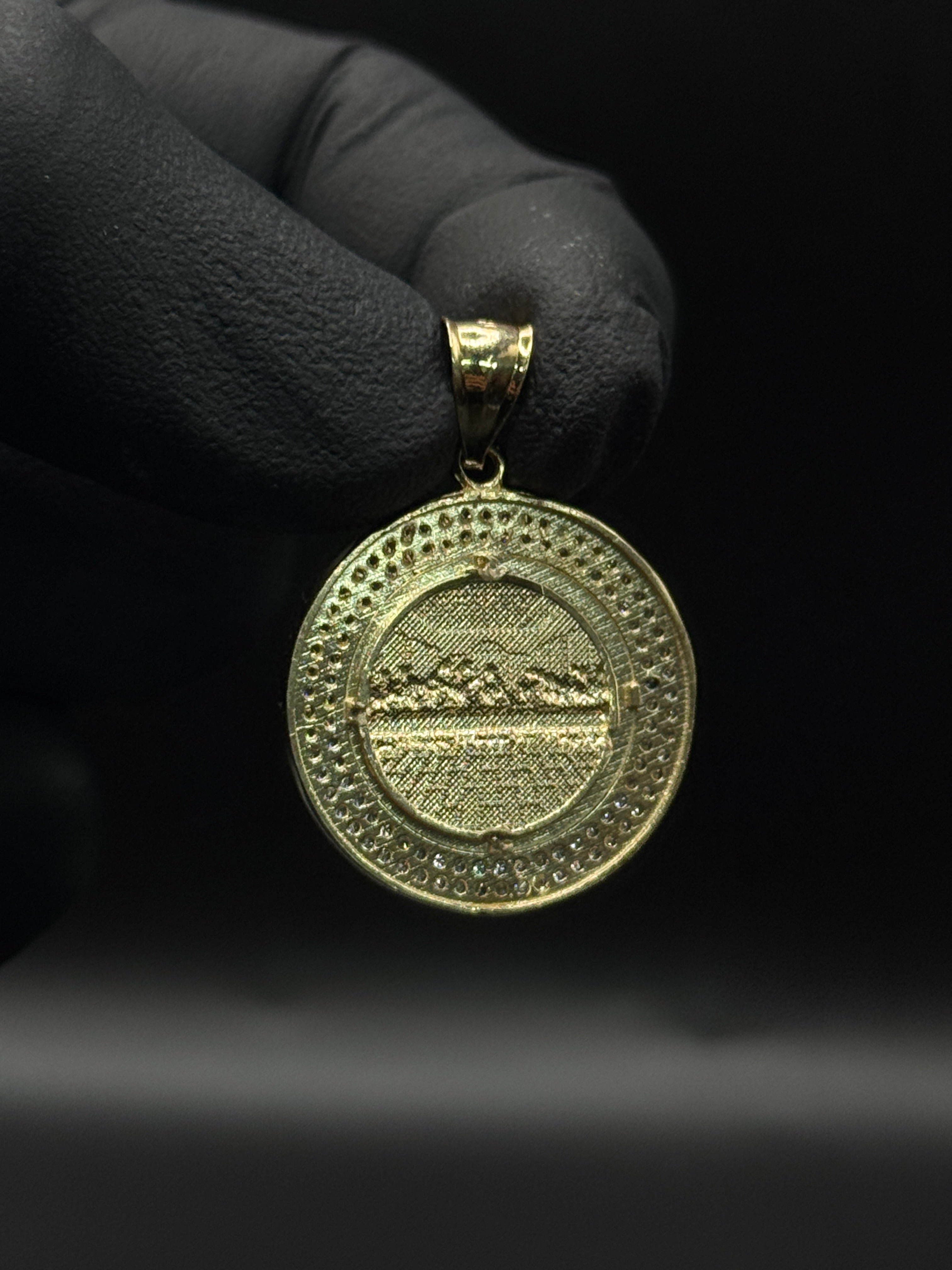Round Last Supper Pendant image 1