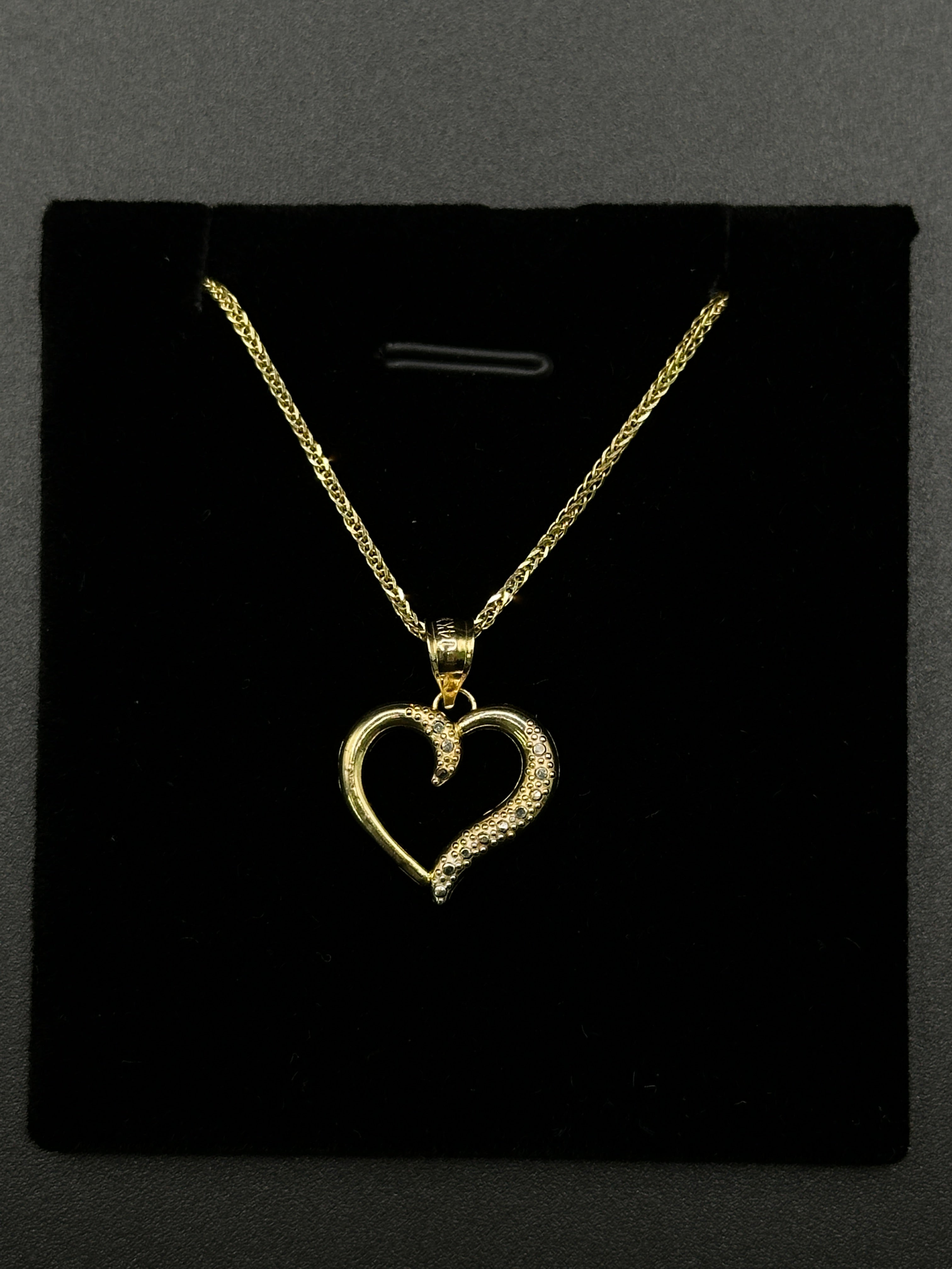 Small Box Chain & Heart Pendant image 0