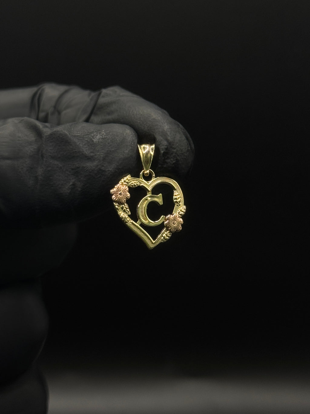 Heart InitialPendant (A-Z) image 2