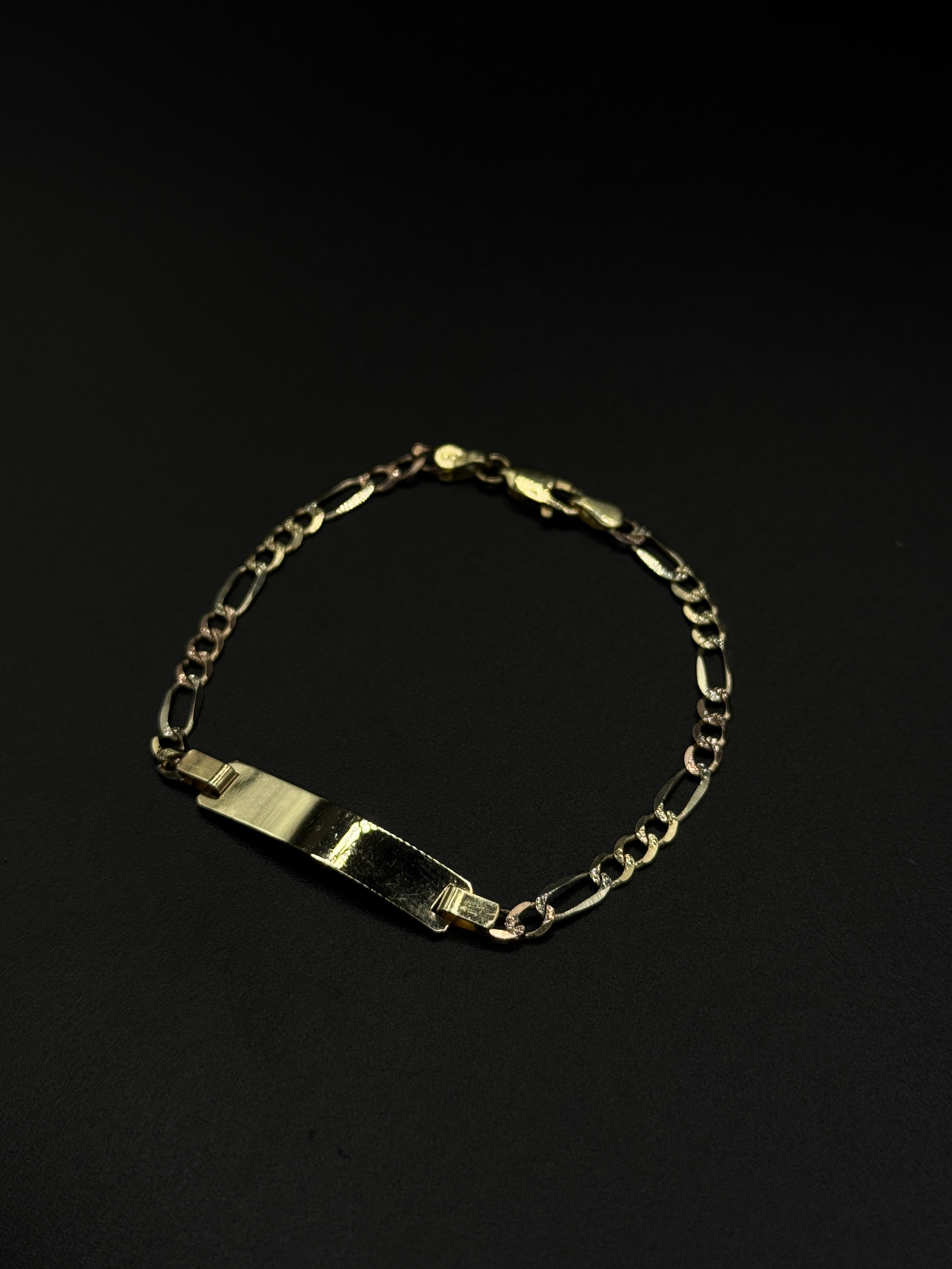 Baby Bracelet (3Tone)(Figaro Link) image 0