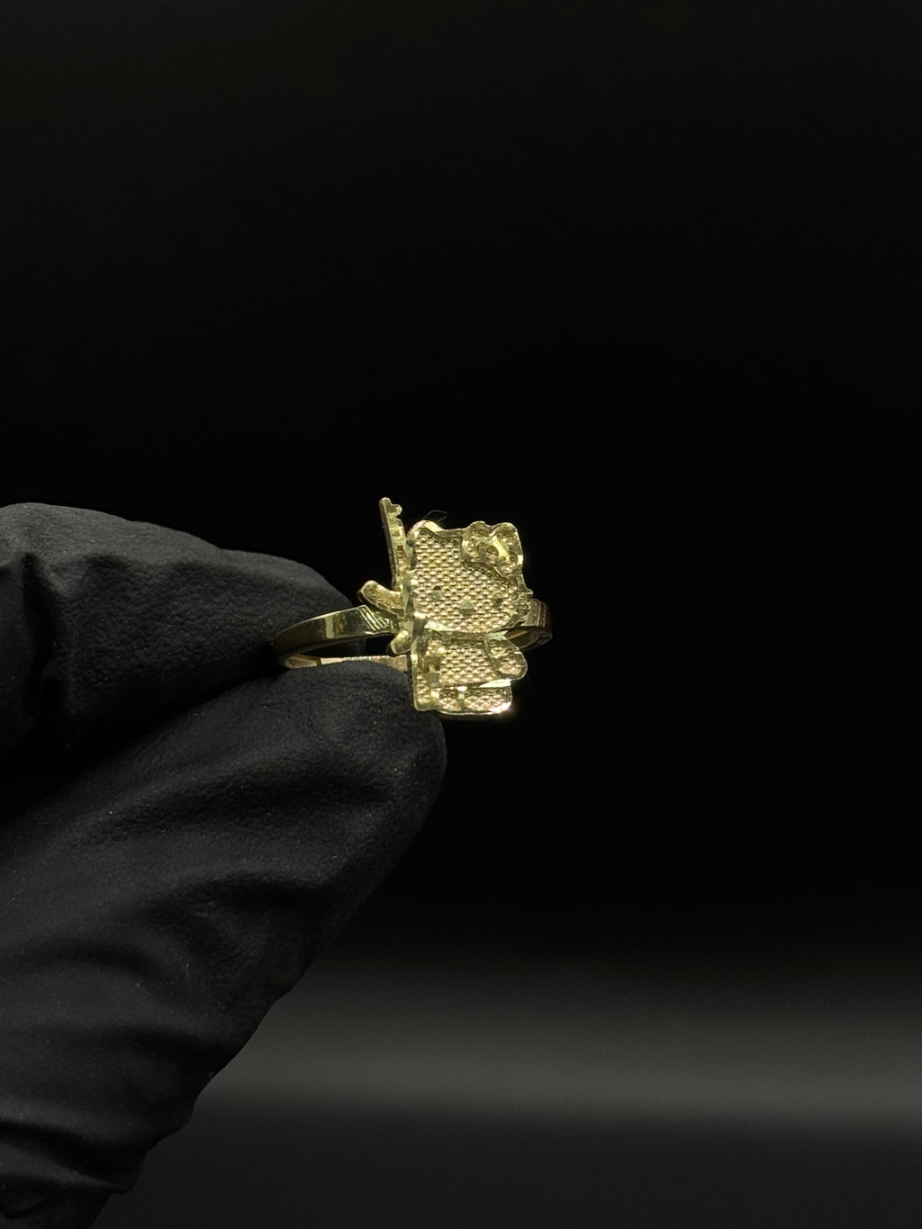 Womens AK Hello Kitty Ring (Small) image 0