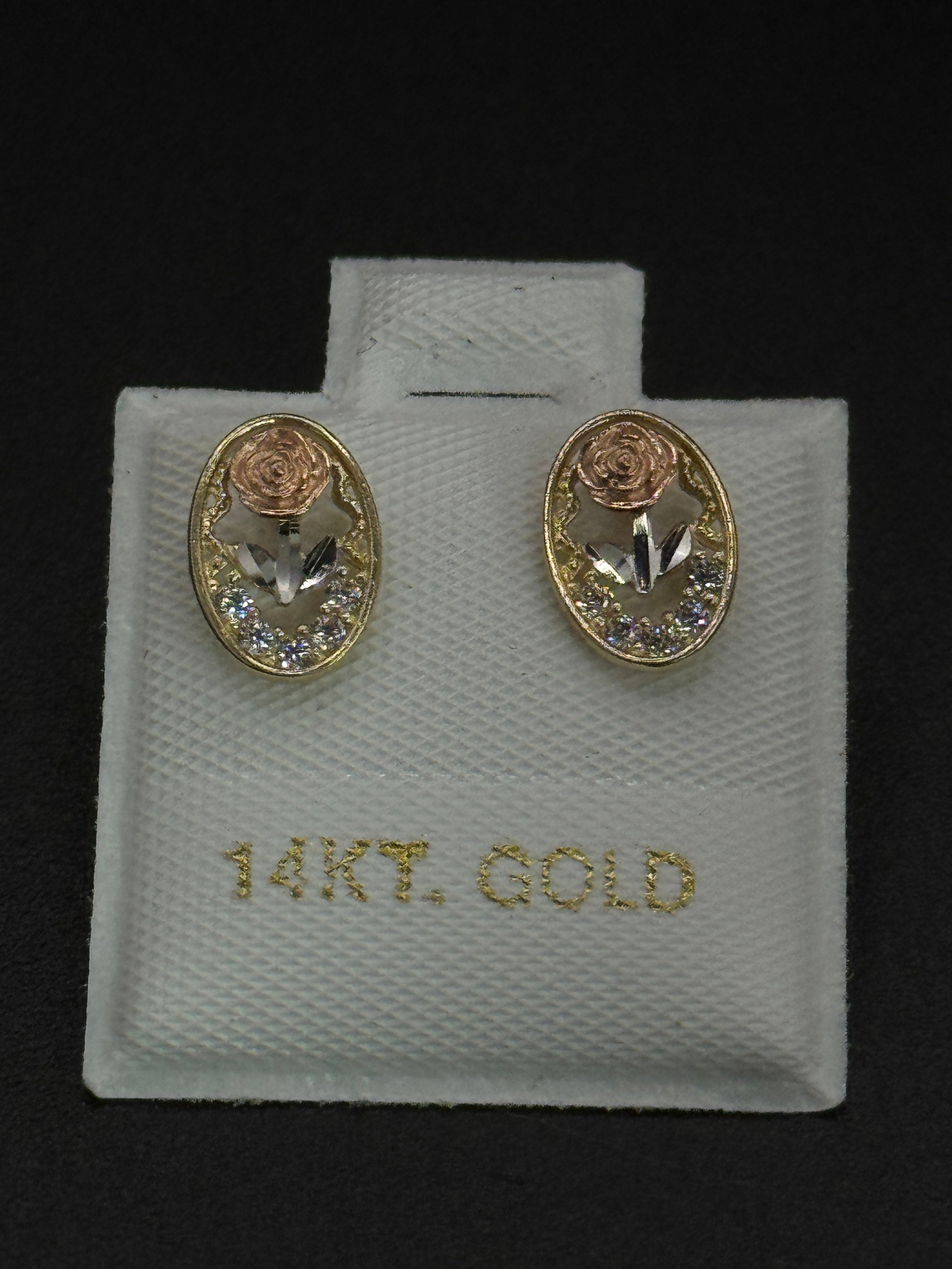 Flower earrings (E16) image 0
