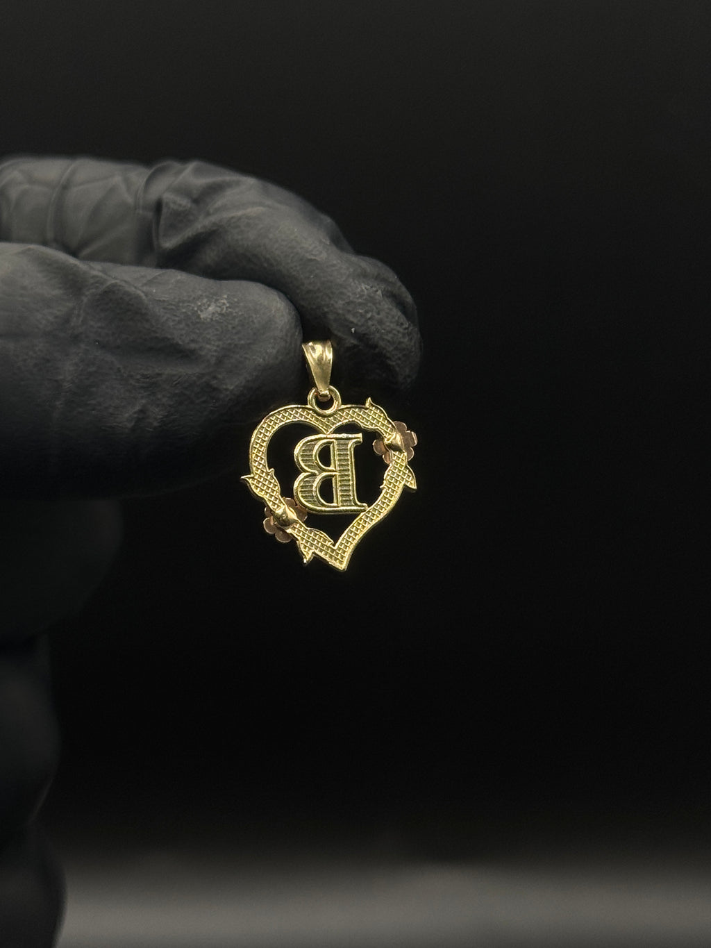 Heart InitialPendant (A-Z) image 1