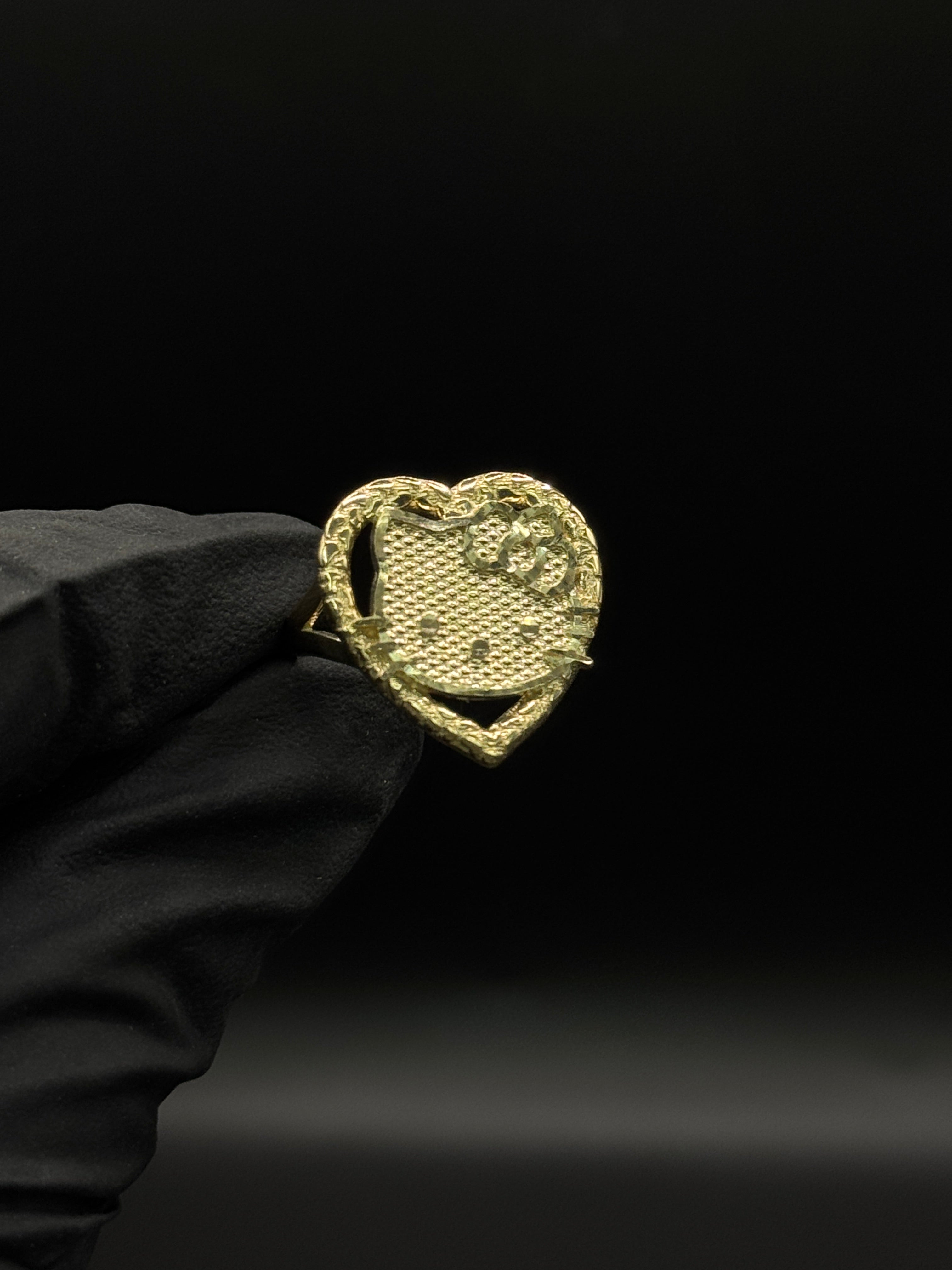 Womens Heart Hello Kitty Ring image 0