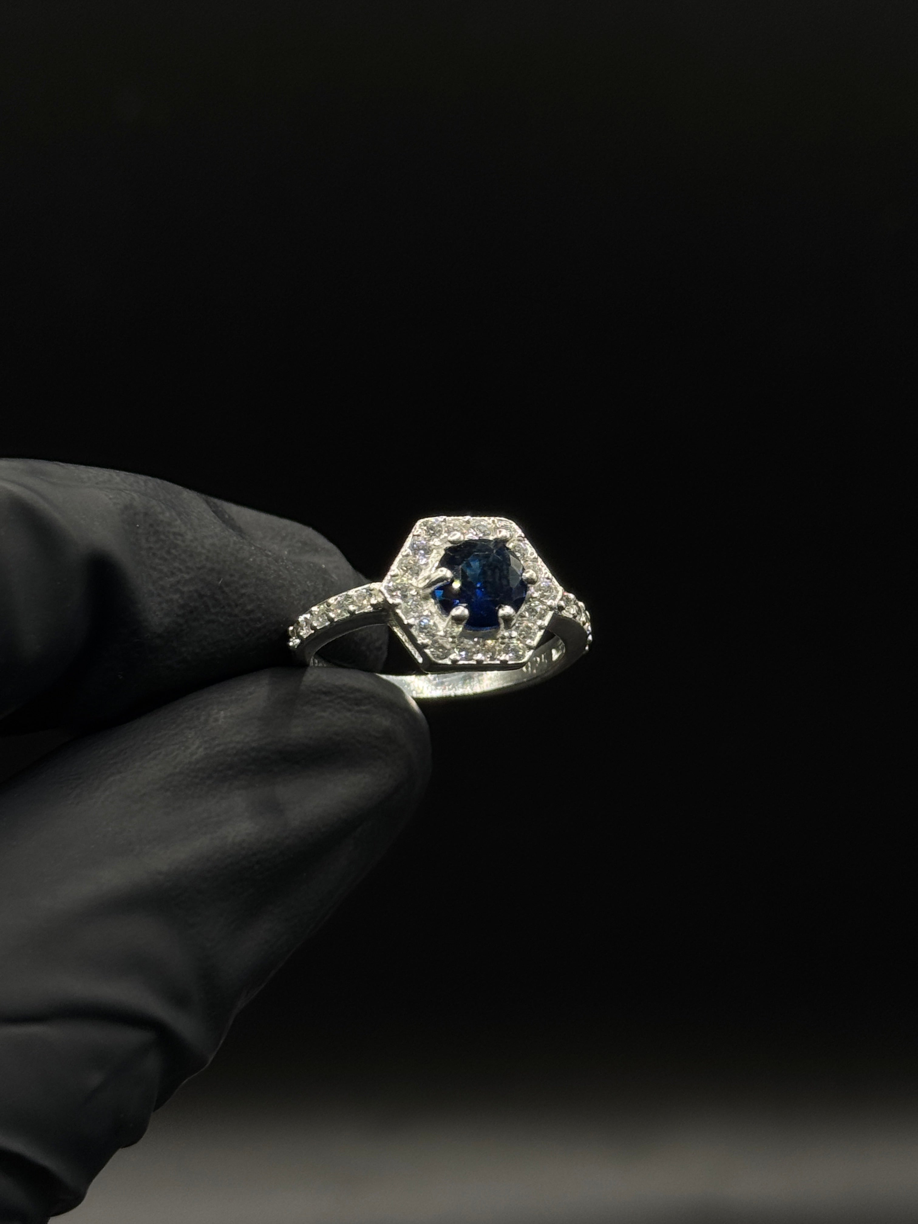 Silver Sapphire Ring (CZ) image 0