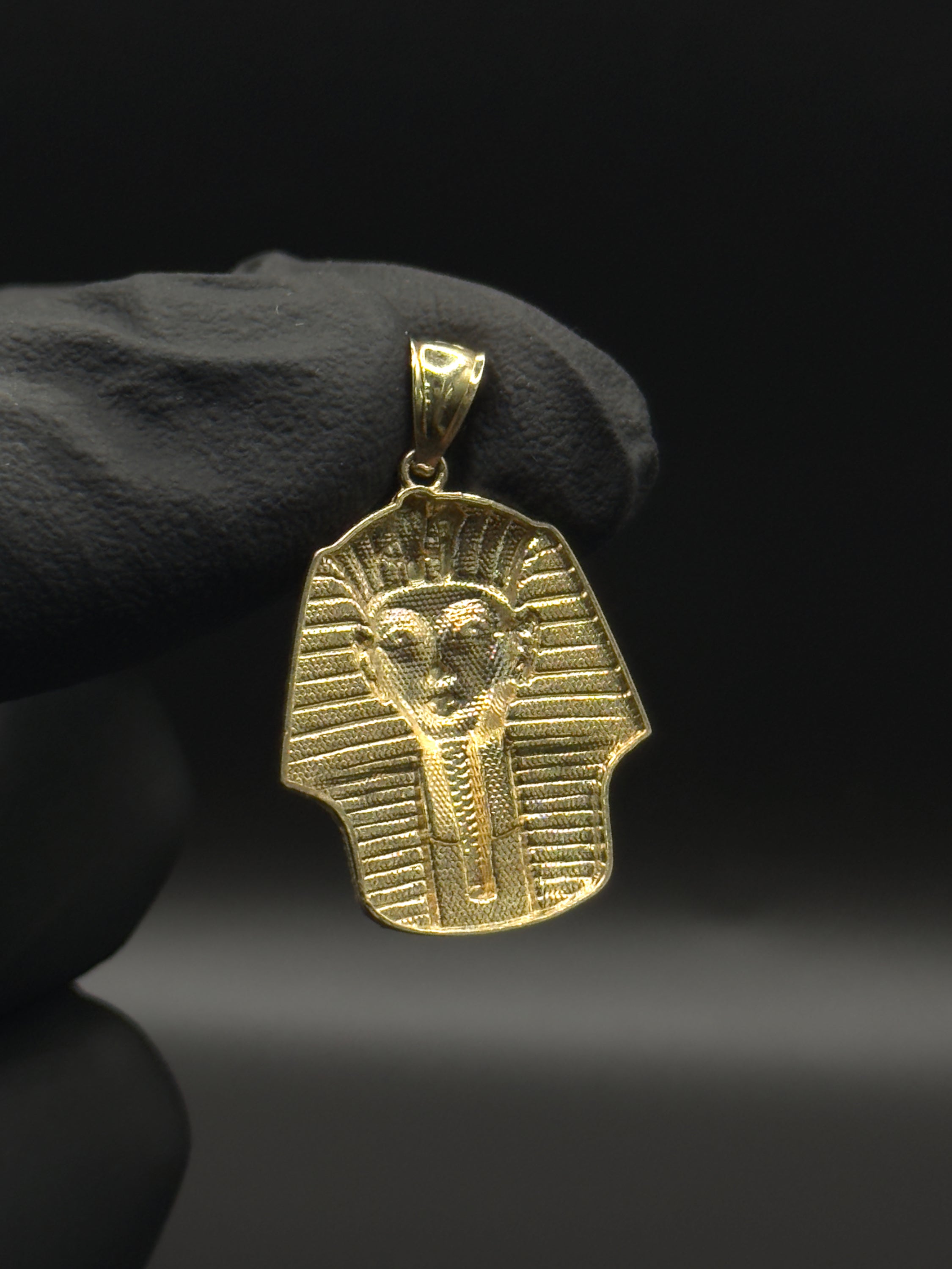 Pharoah Head Pendant image 1