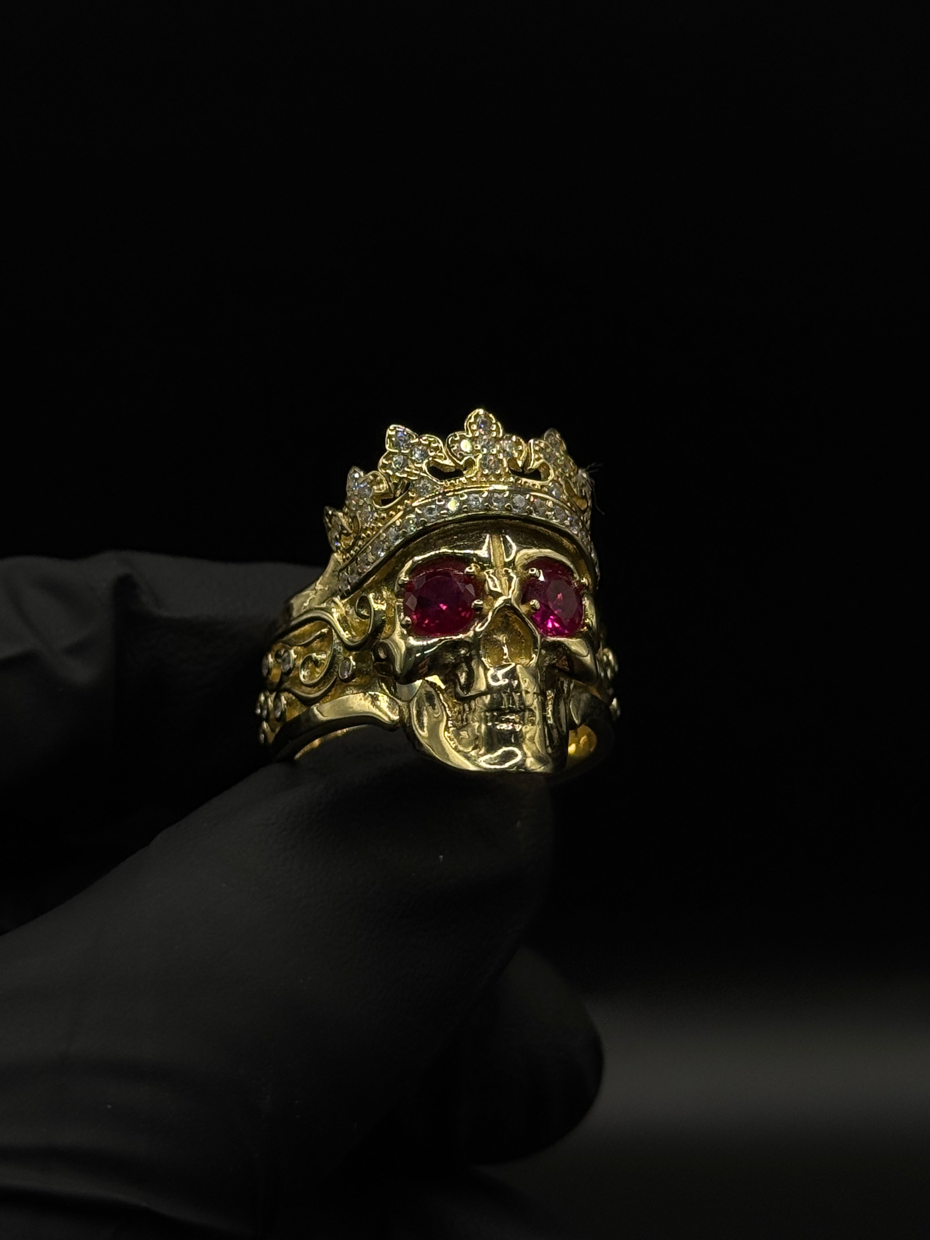 Mens Skull w Crown Ring image 0
