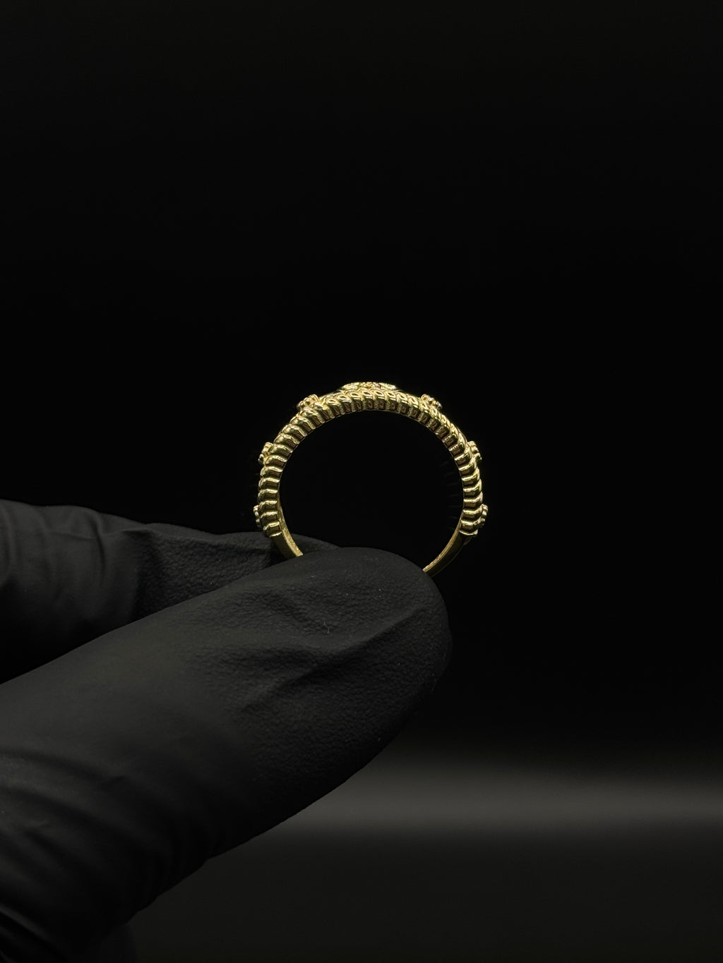 Womens Hearts Ring image 1