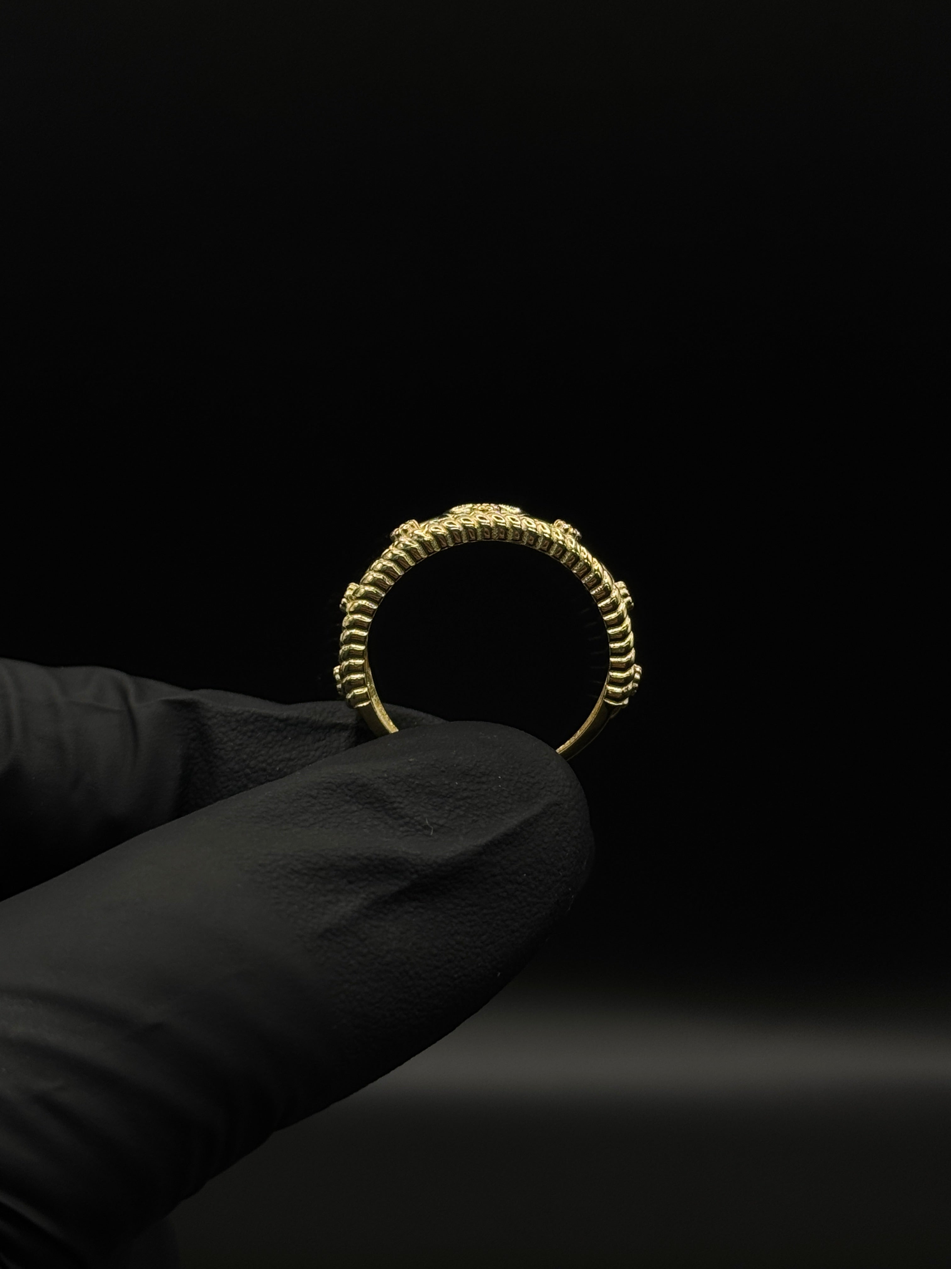 Womens Hearts Ring image 1